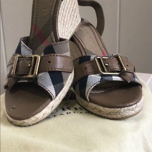 Authentic Burberry espadrille